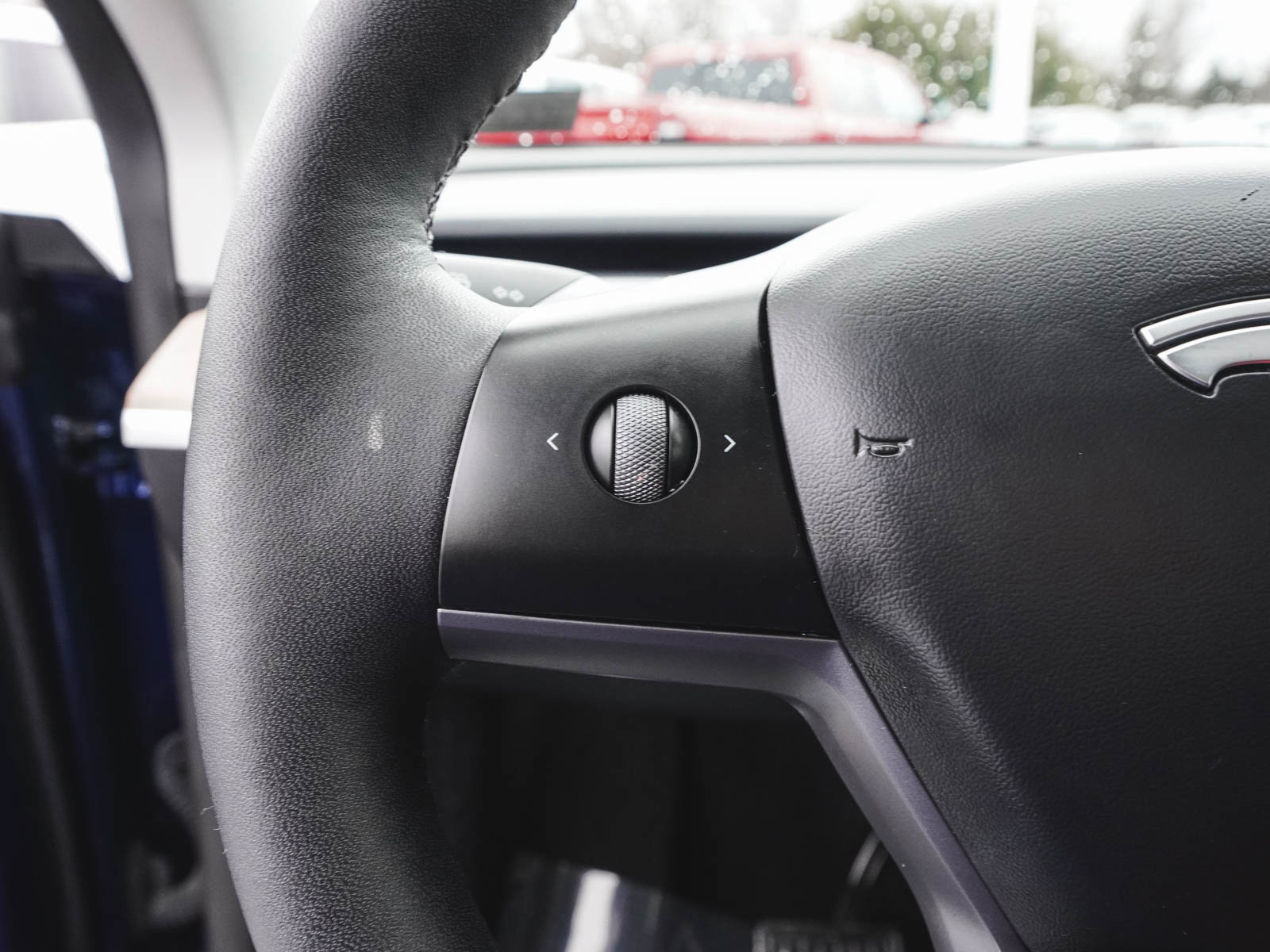 Used 2024 Tesla Model Y Long Range image 22