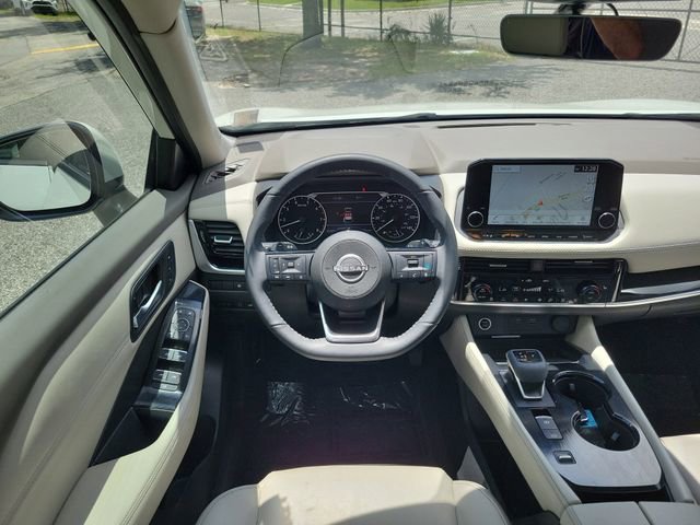 Used 2023 Nissan Rogue SL w/ SL Premium Package FWD image 11