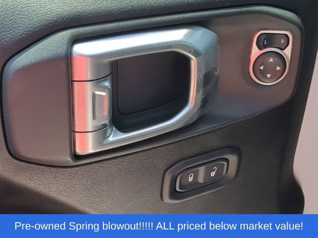 Used 2018 Jeep Wrangler Unlimited Sport S AWD/4WD image 21