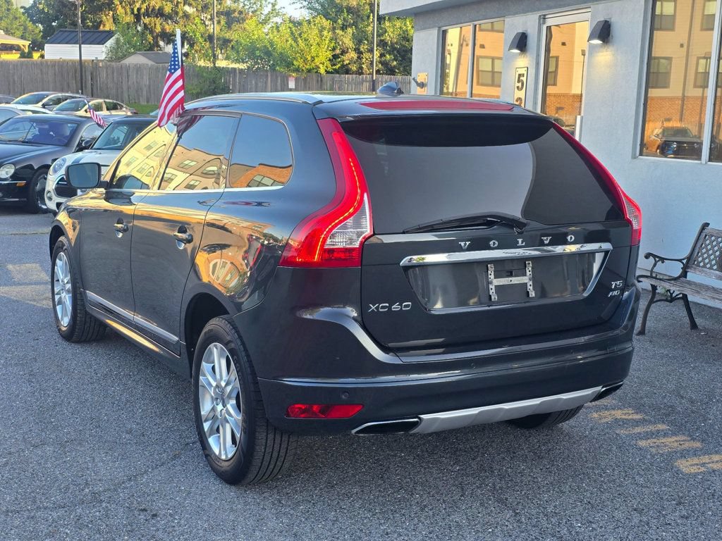 Used 2016 Volvo XC60 T5 Premier w/ Technology Package AWD/4WD image 6