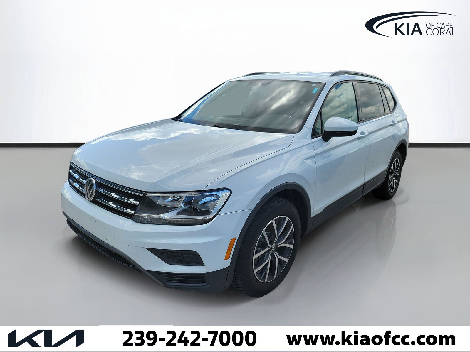 Used 2021 Volkswagen Tiguan S FWD image 3