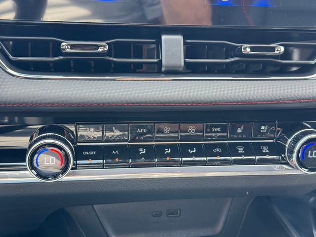 New 2026 Chevrolet Equinox RS image 15