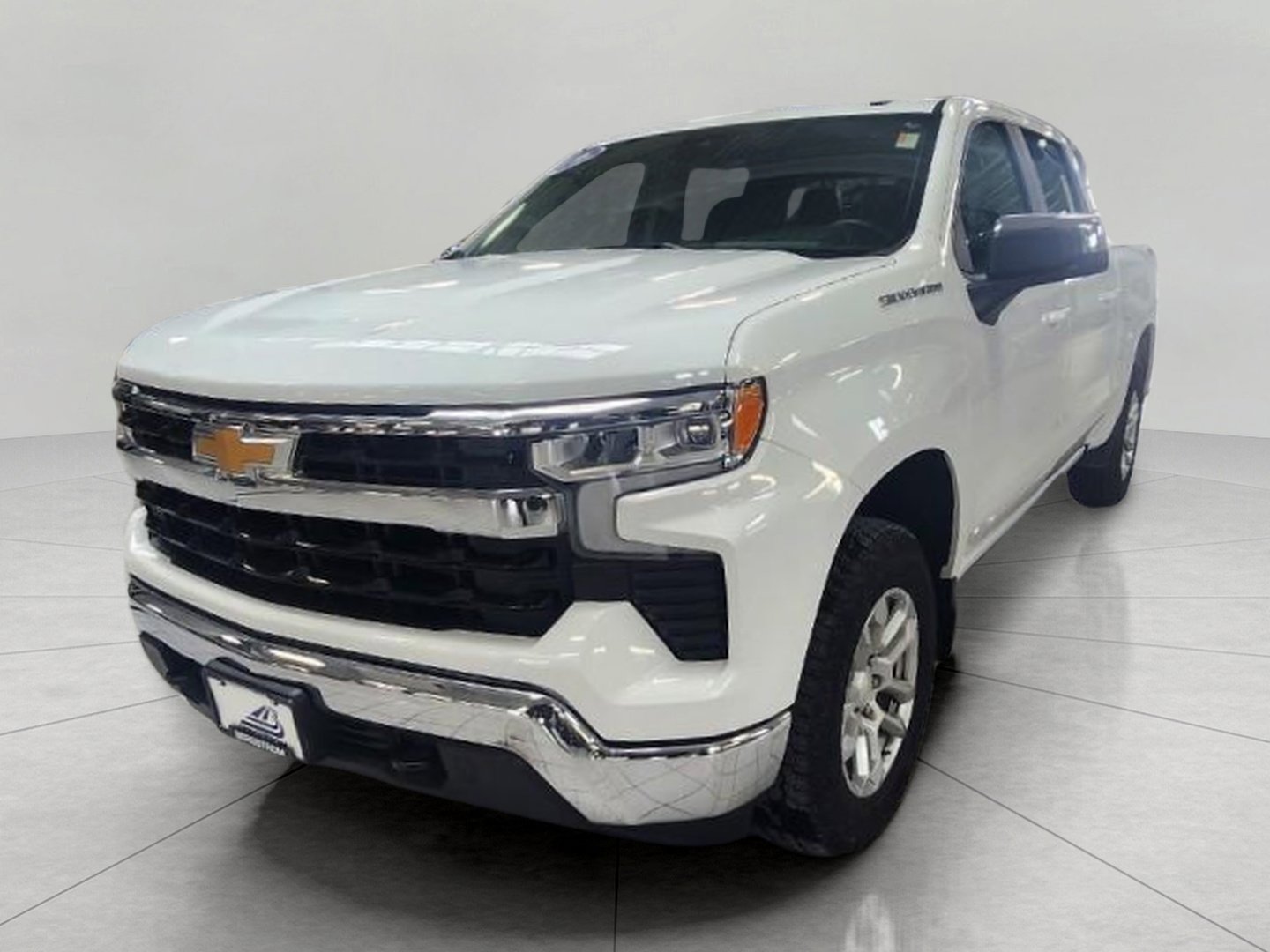 Used 2024 Chevrolet Silverado 1500 LT image 12