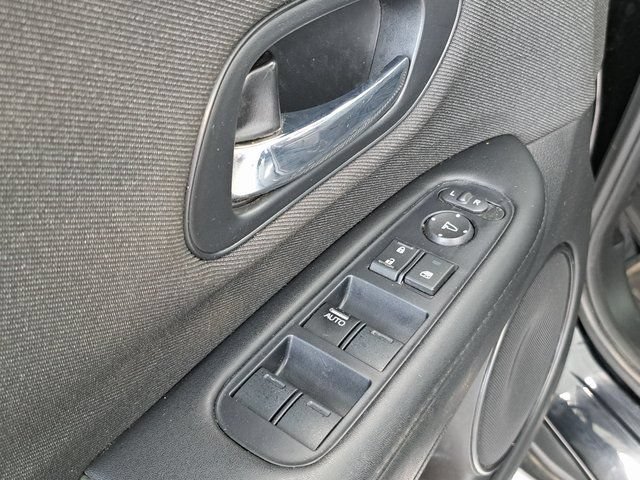 Used 2022 Honda HR-V LX image 19