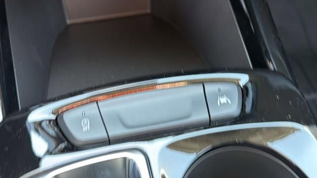 New 2026 Chevrolet Trax LT w/ LT Convenience Package FWD image 21
