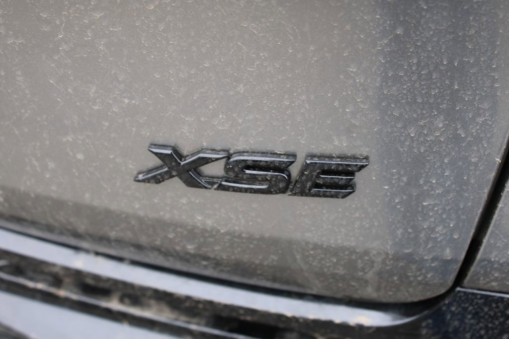 New 2026 Toyota Sienna XSE image 60