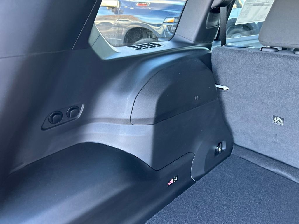 New 2026 Jeep Cherokee Laredo image 26