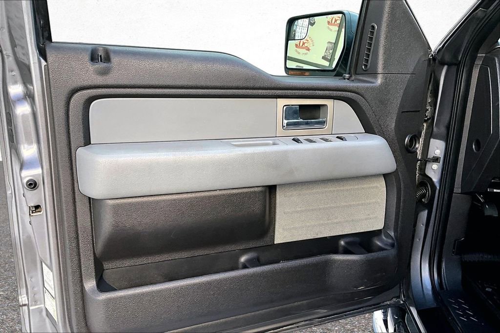 Used 2011 Ford F150 XLT w/ XLT Chrome Pkg AWD/4WD image 19