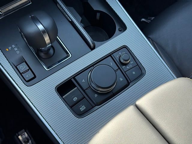 Certified 2025 MAZDA CX-90 3.3 Turbo S w/ Premium Package image 19