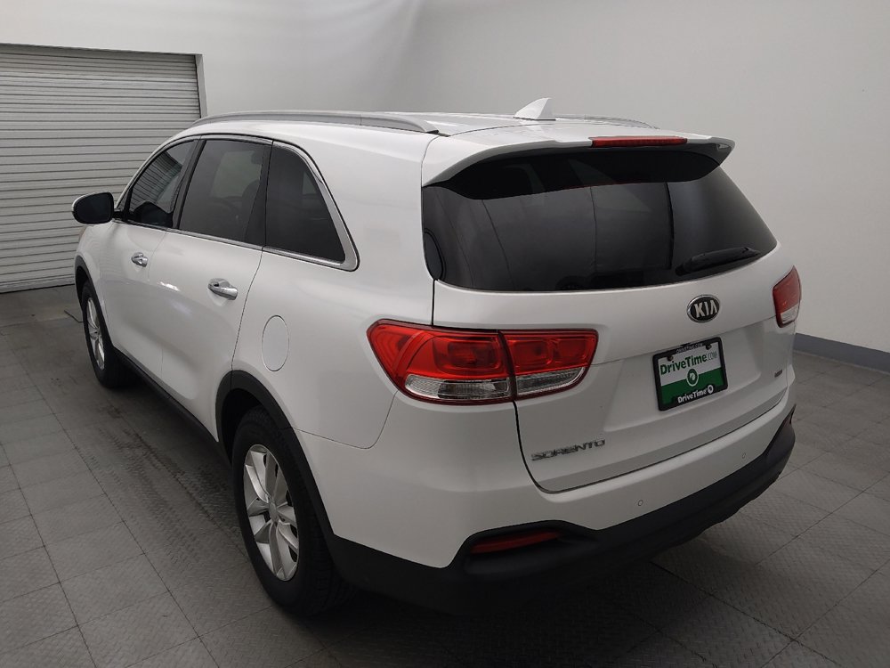 Used 2018 Kia Sorento FWD image 5