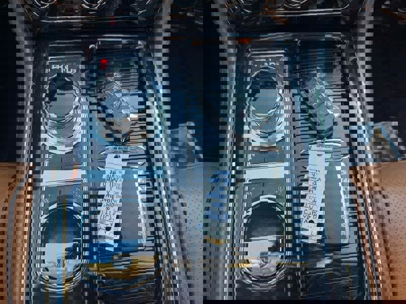 Used 2014 Jaguar XJ L Portfolio image 22