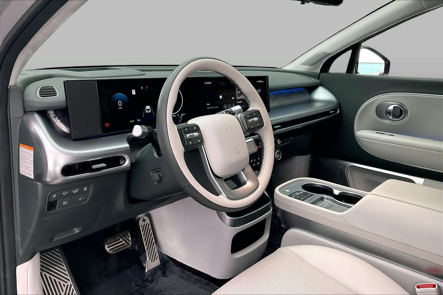 Certified 2026 Hyundai Ioniq 9 Calligraphy AWD/4WD image 17