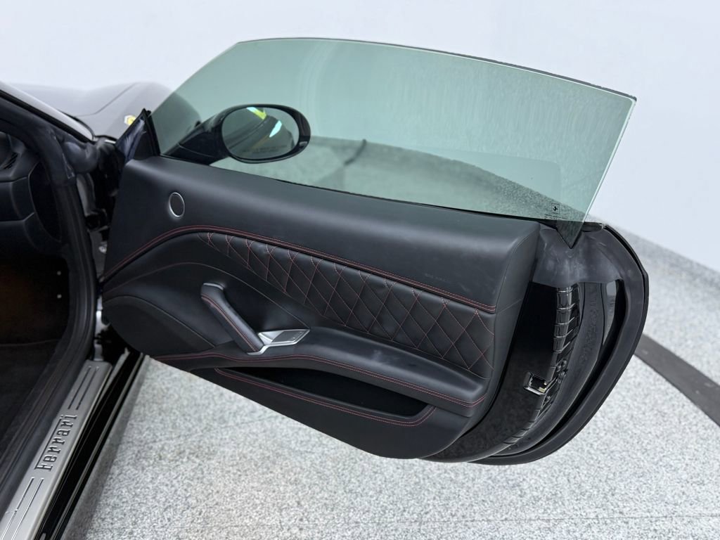 Used 2017 Ferrari California T image 45