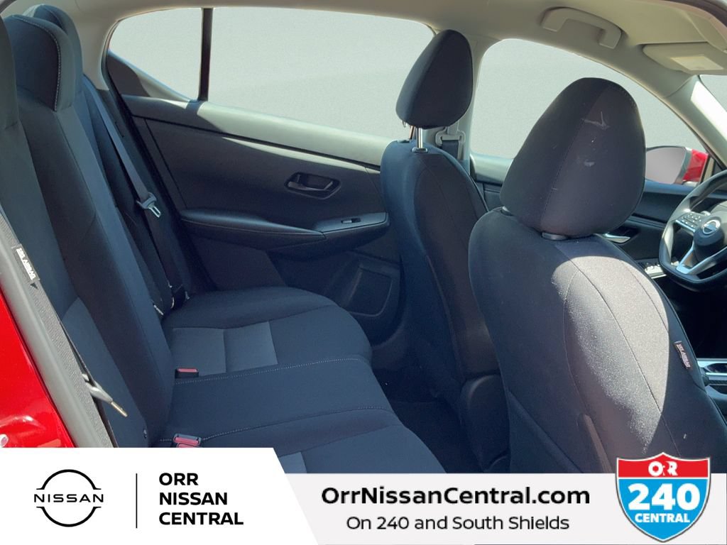 Used 2025 Nissan Sentra SV FWD image 12