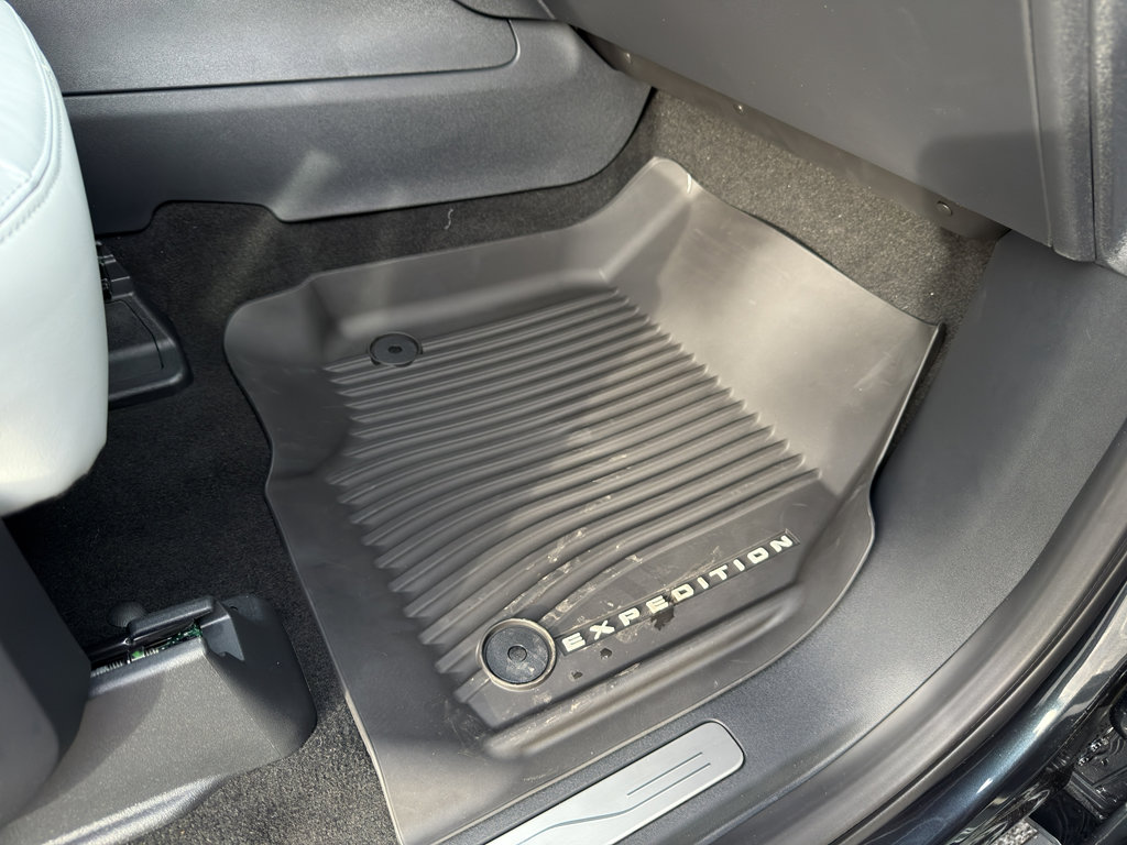 New 2025 Ford Expedition Max Platinum w/ Platinum Ultimate Package image 35