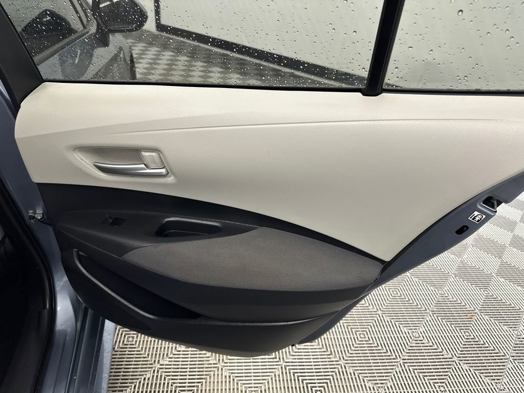 Used 2020 Toyota Corolla LE FWD image 16