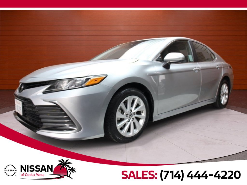 Used 2024 Toyota Camry LE FWD image 1