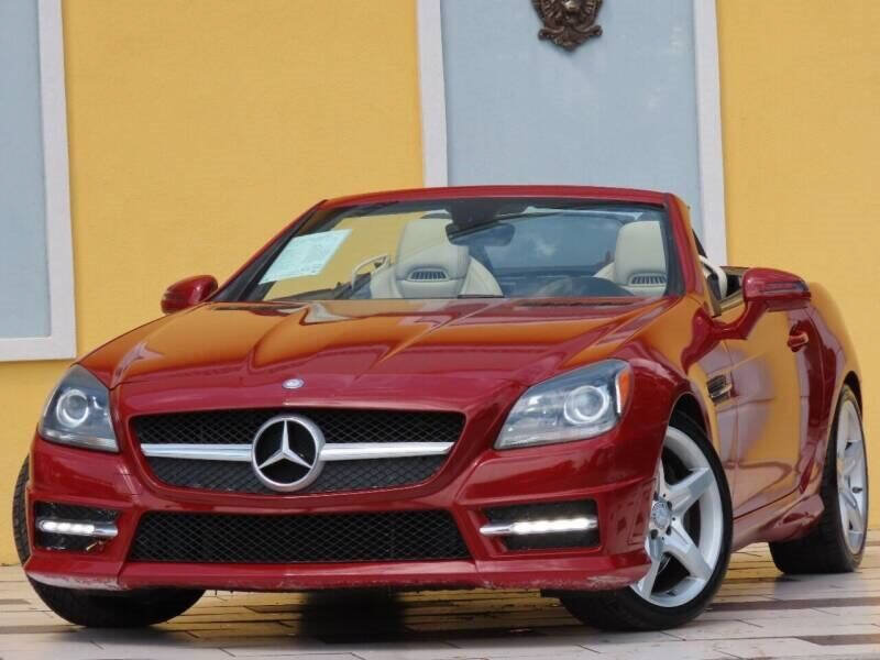 Used 2012 Mercedes-Benz SLK 350 image 3