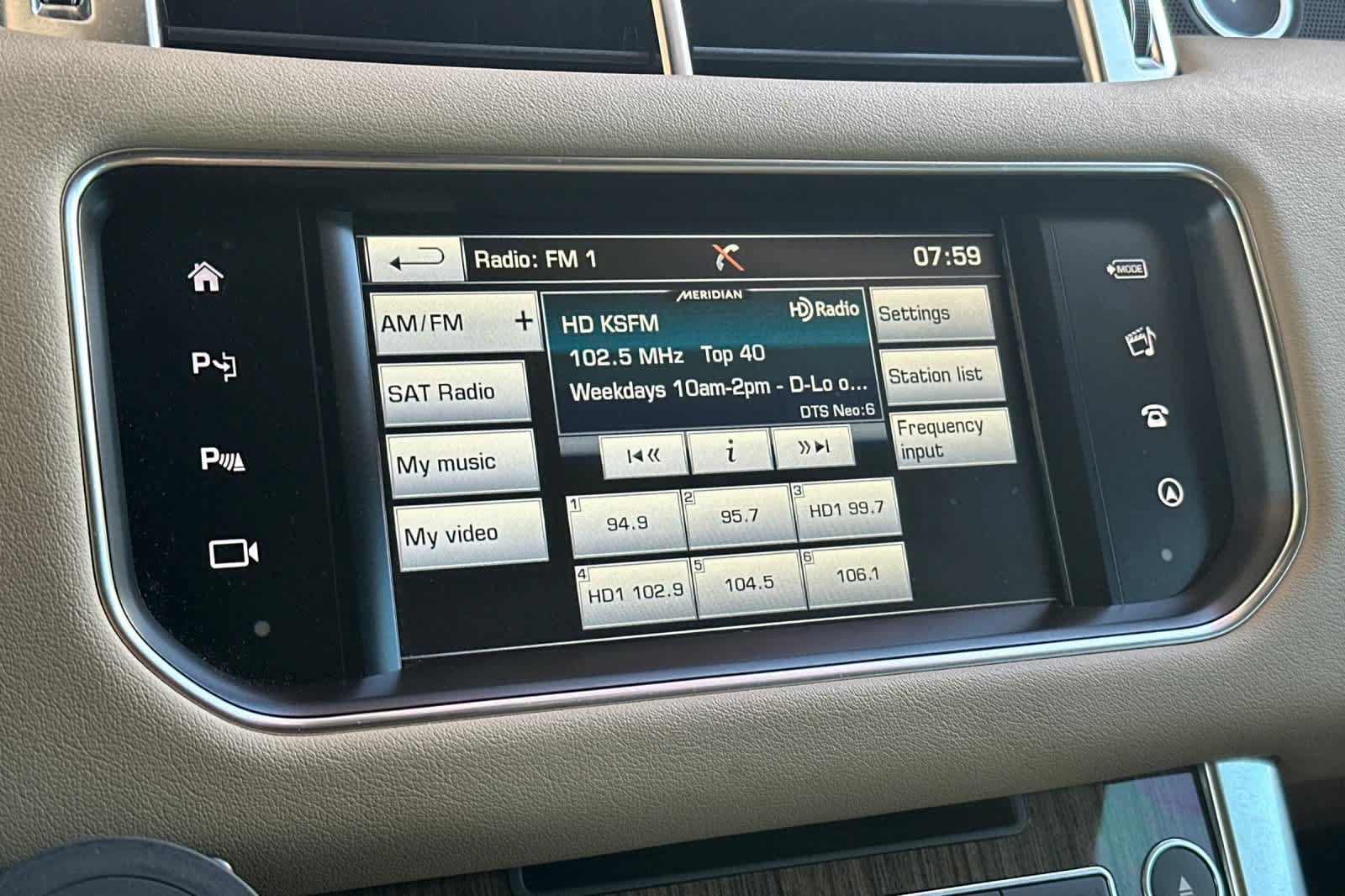 Used 2016 Land Rover Range Rover Sport Supercharged AWD/4WD image 21