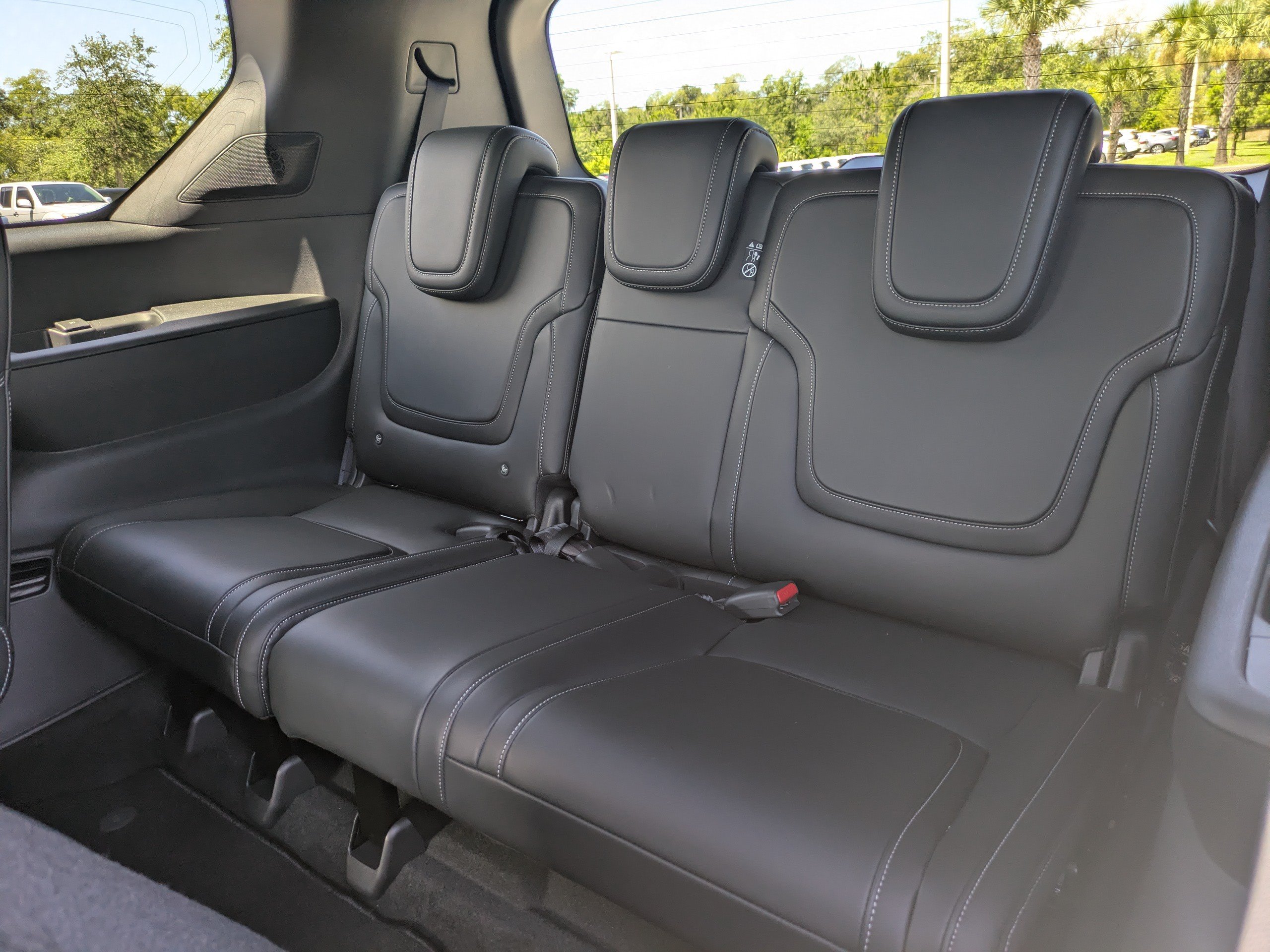 Certified 2026 Nissan Armada PRO-4X w/ Captain's Chari Seat Package AWD/4WD image 17