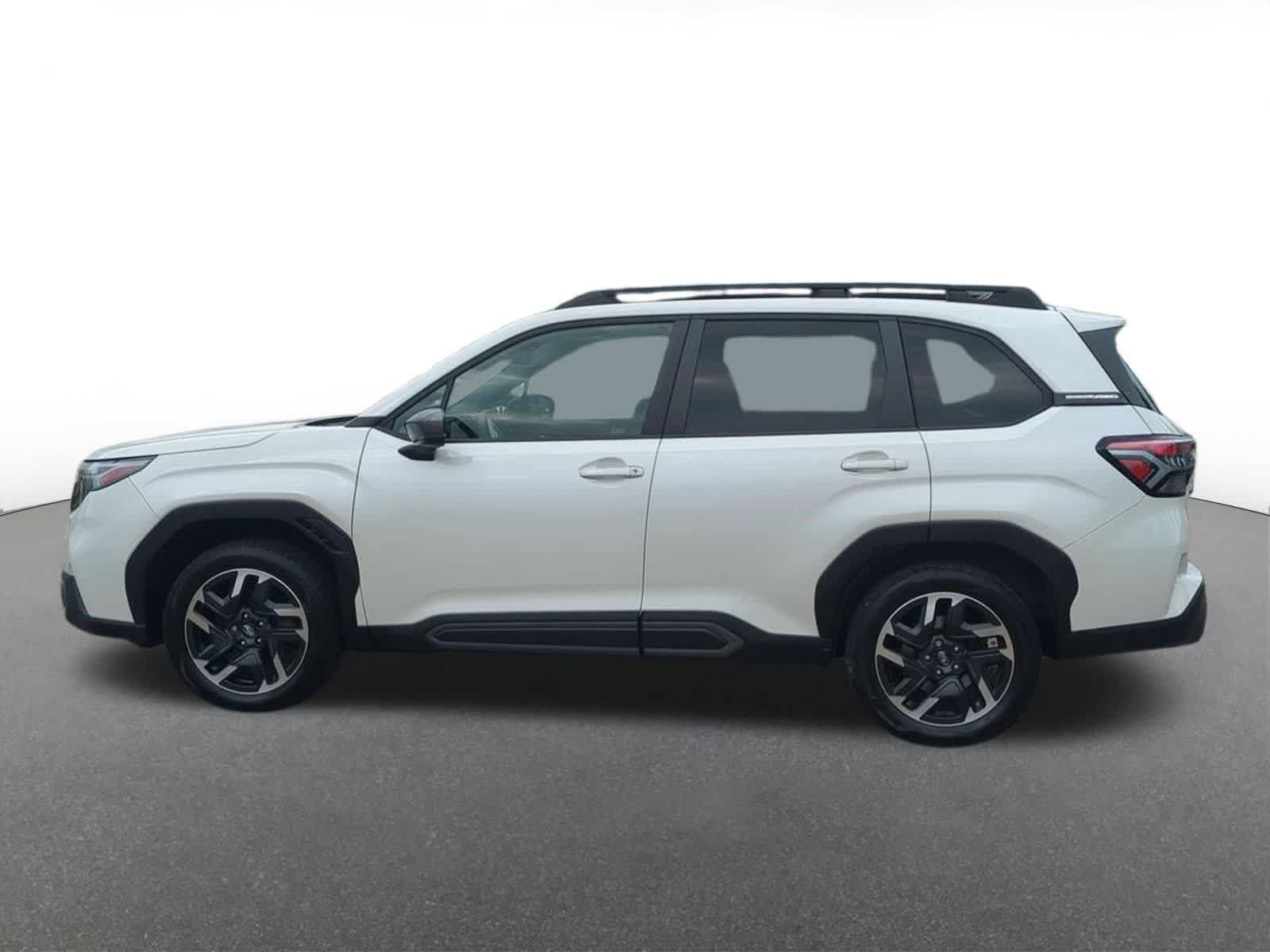 Used 2025 Subaru Forester Limited AWD/4WD image 3