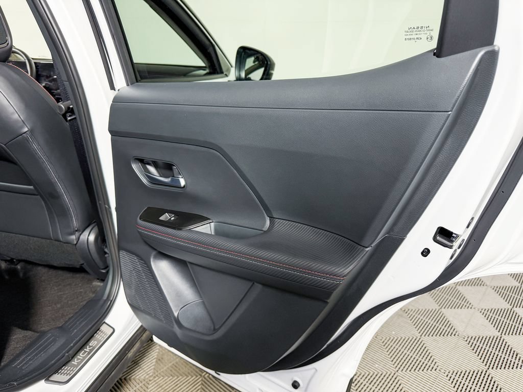 Certified 2025 Nissan Kicks SR w/ SR Premium Package AWD/4WD image 46