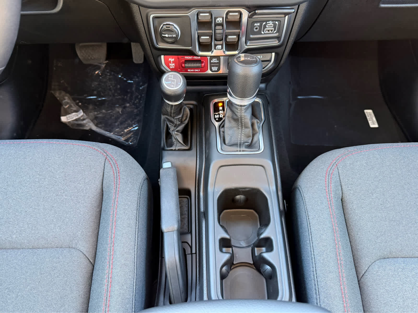 New 2026 Jeep Gladiator Rubicon w/ Safety Group image 21