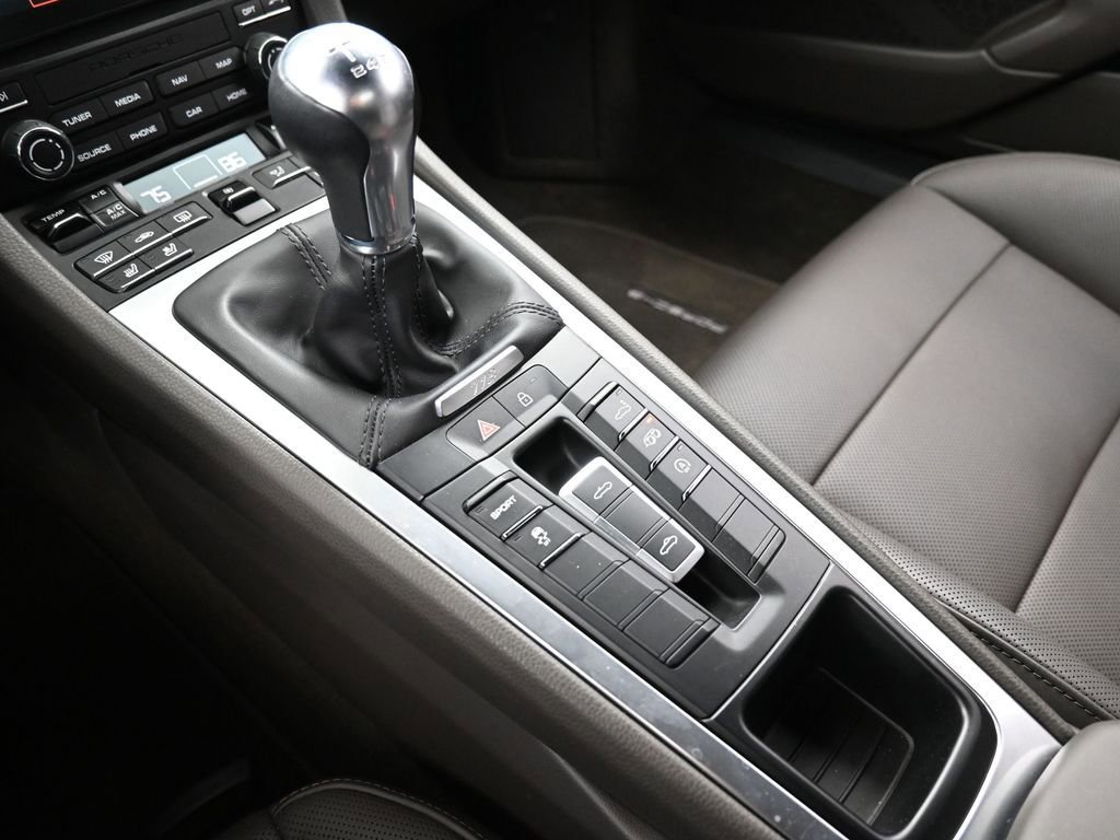 Certified 2021 Porsche 718 Boxster S image 22