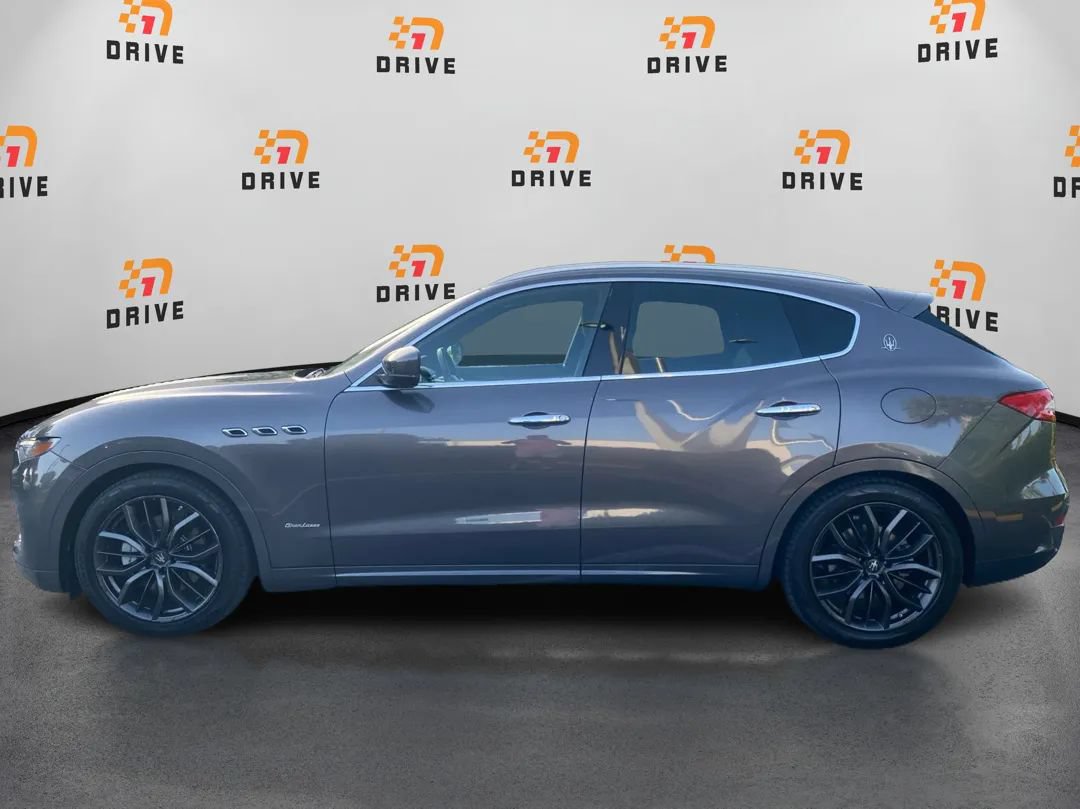Used 2019 Maserati Levante GranLusso AWD/4WD image 8