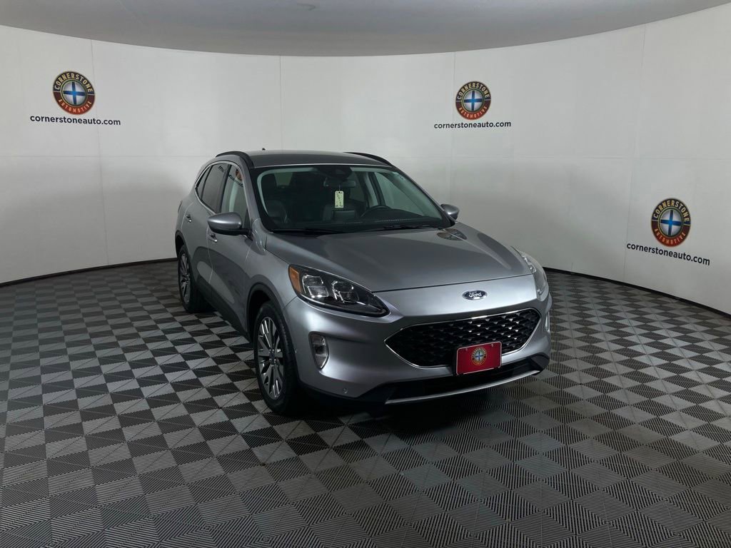 Used 2021 Ford Escape Titanium image 18