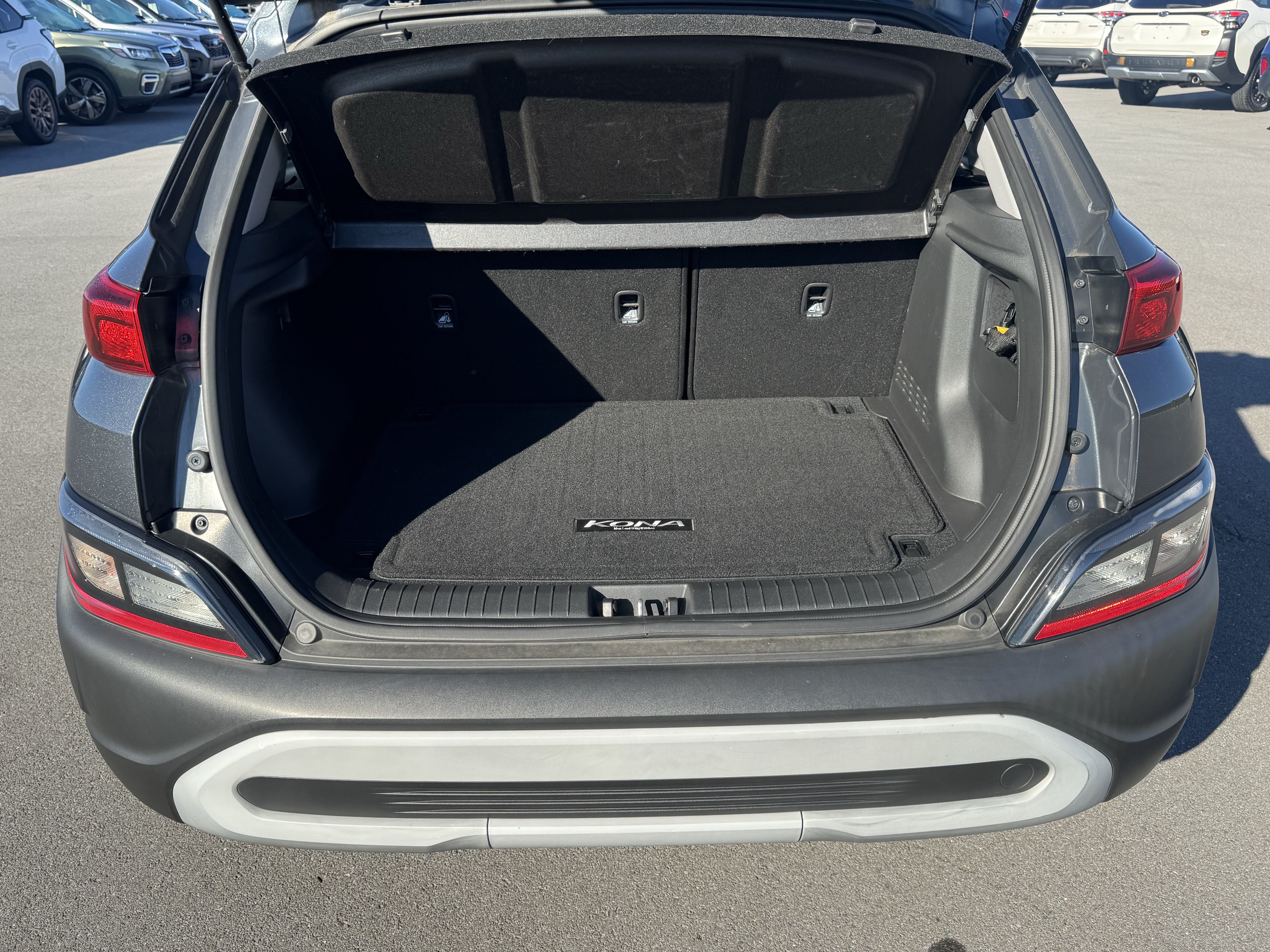 Used 2022 Hyundai Kona SEL w/ Convenience Package AWD/4WD image 4