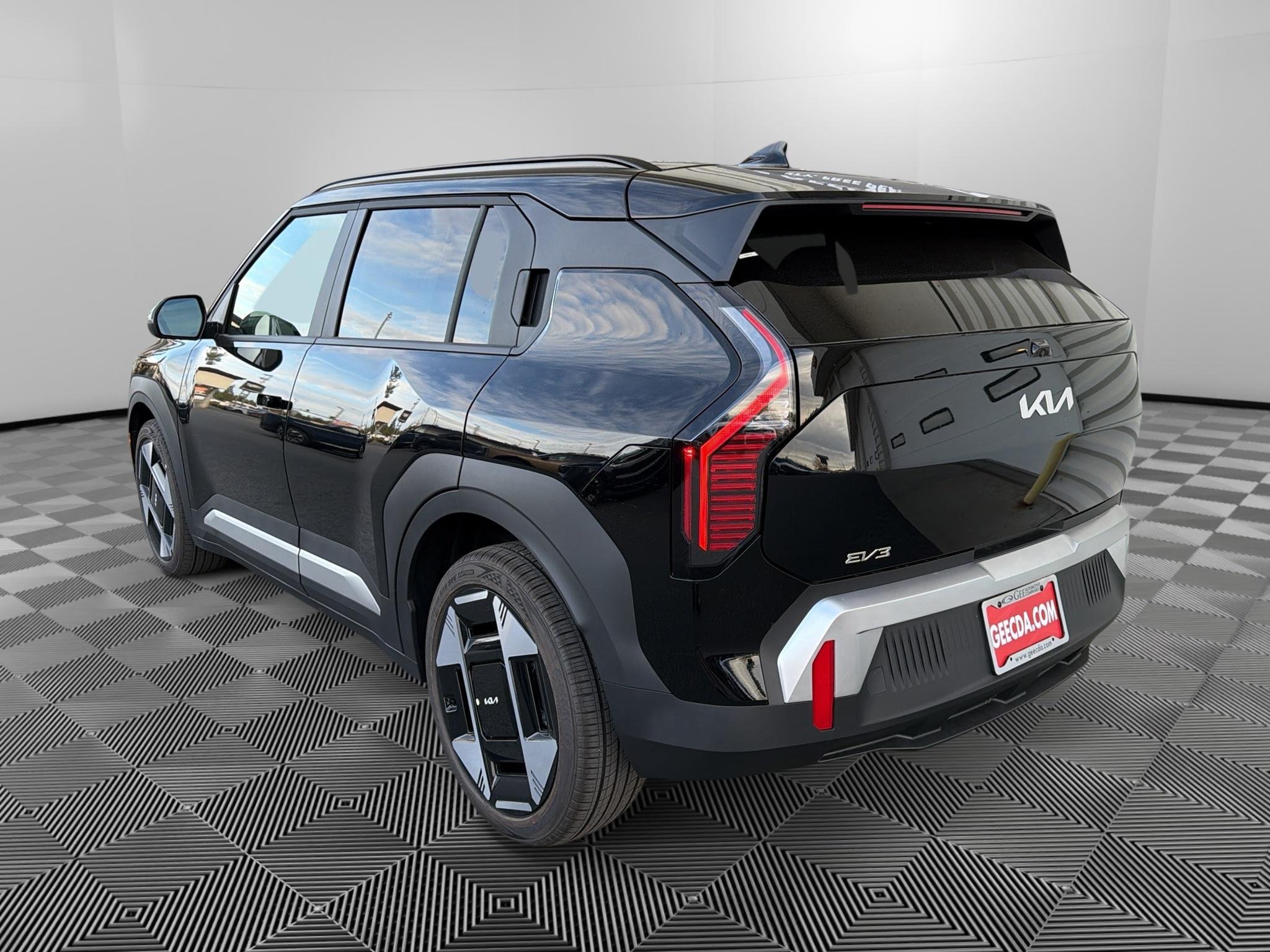 New 2027 Kia EV3 Wind AWD/4WD image 6