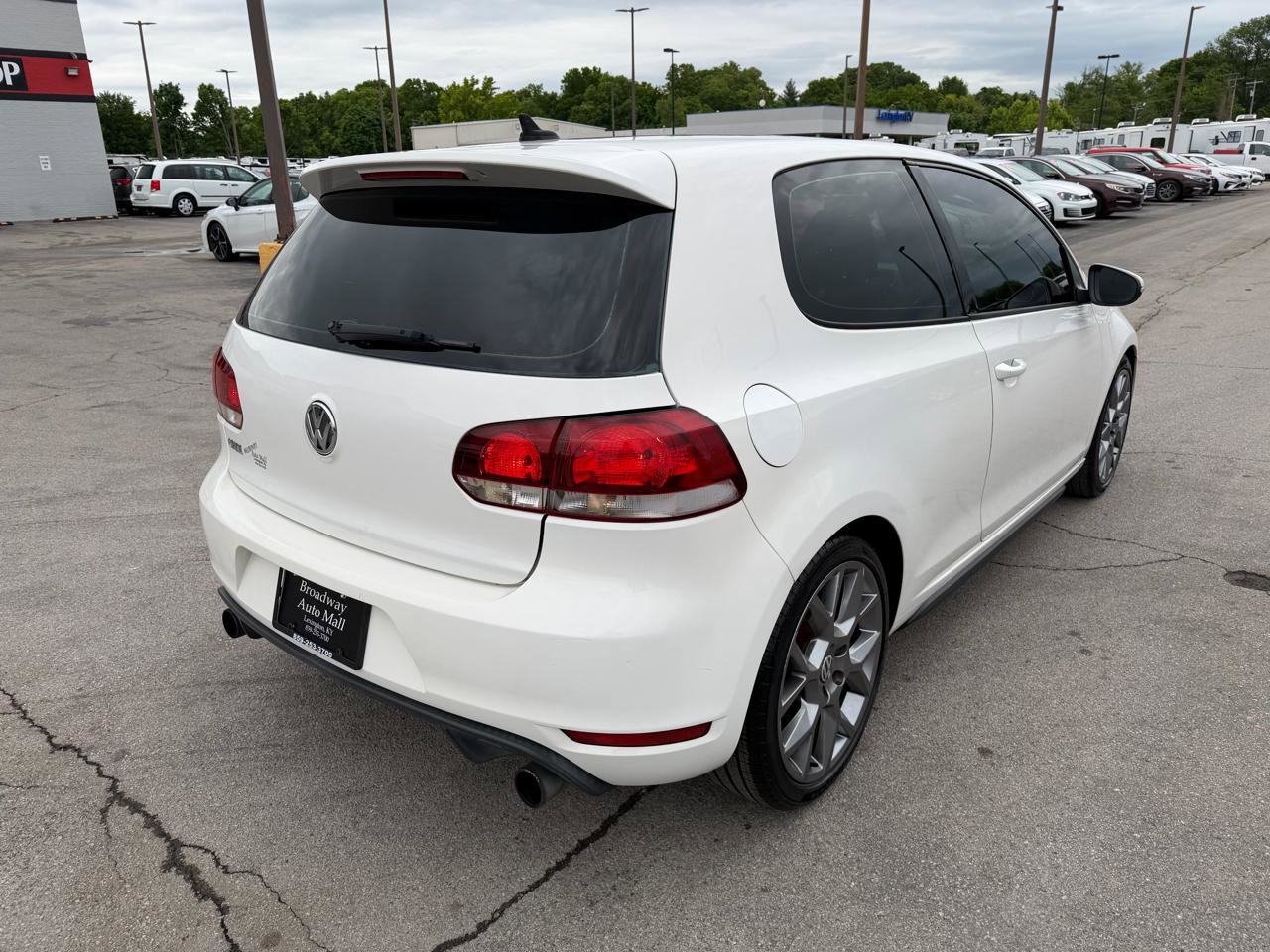 Used 2013 Volkswagen Golf 2-Door FWD image 3
