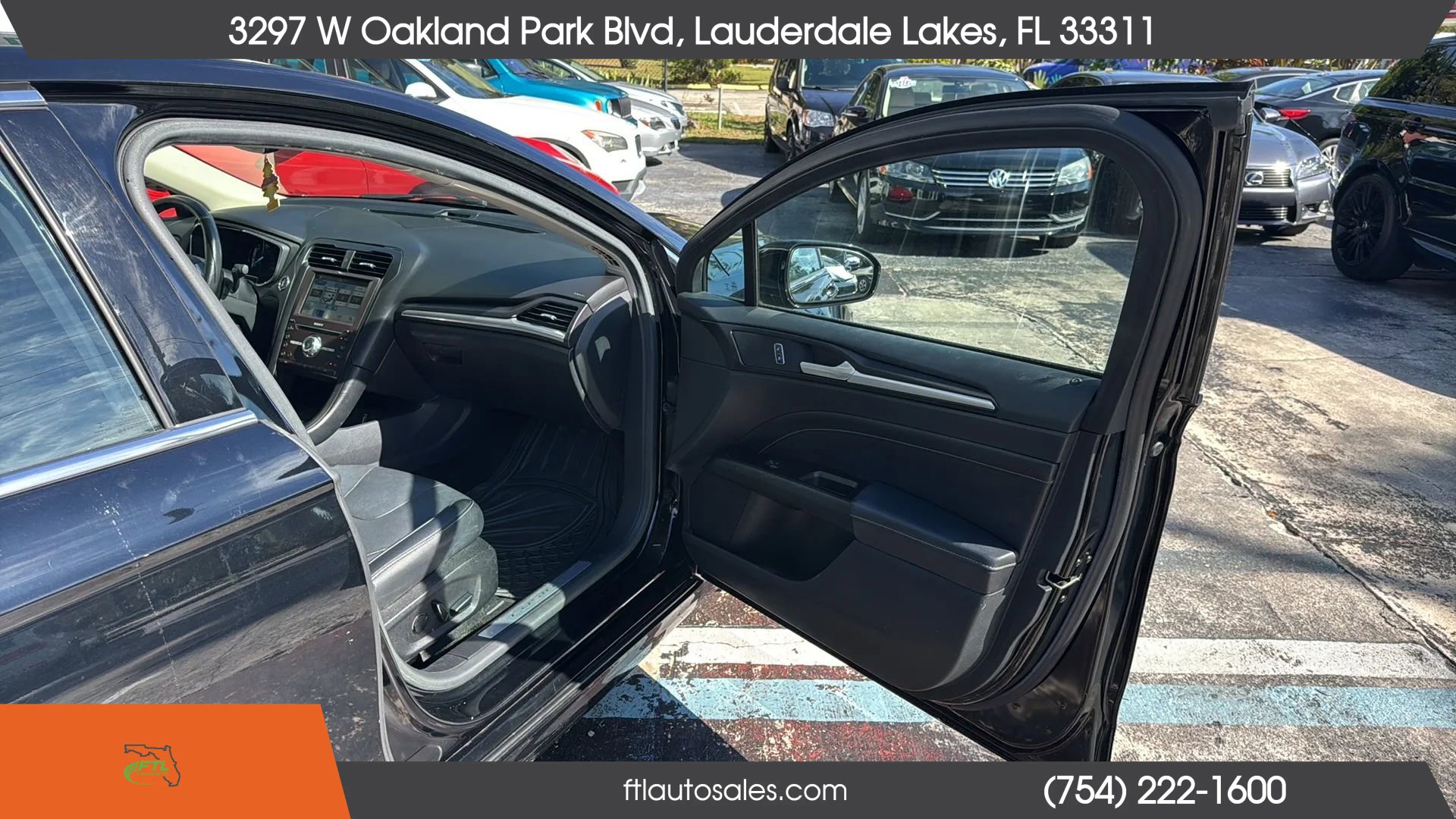 Used 2017 Ford Fusion Titanium image 33