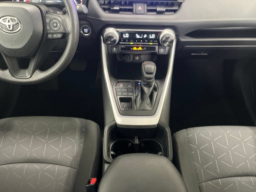 Used 2024 Toyota RAV4 XLE AWD/4WD image 11