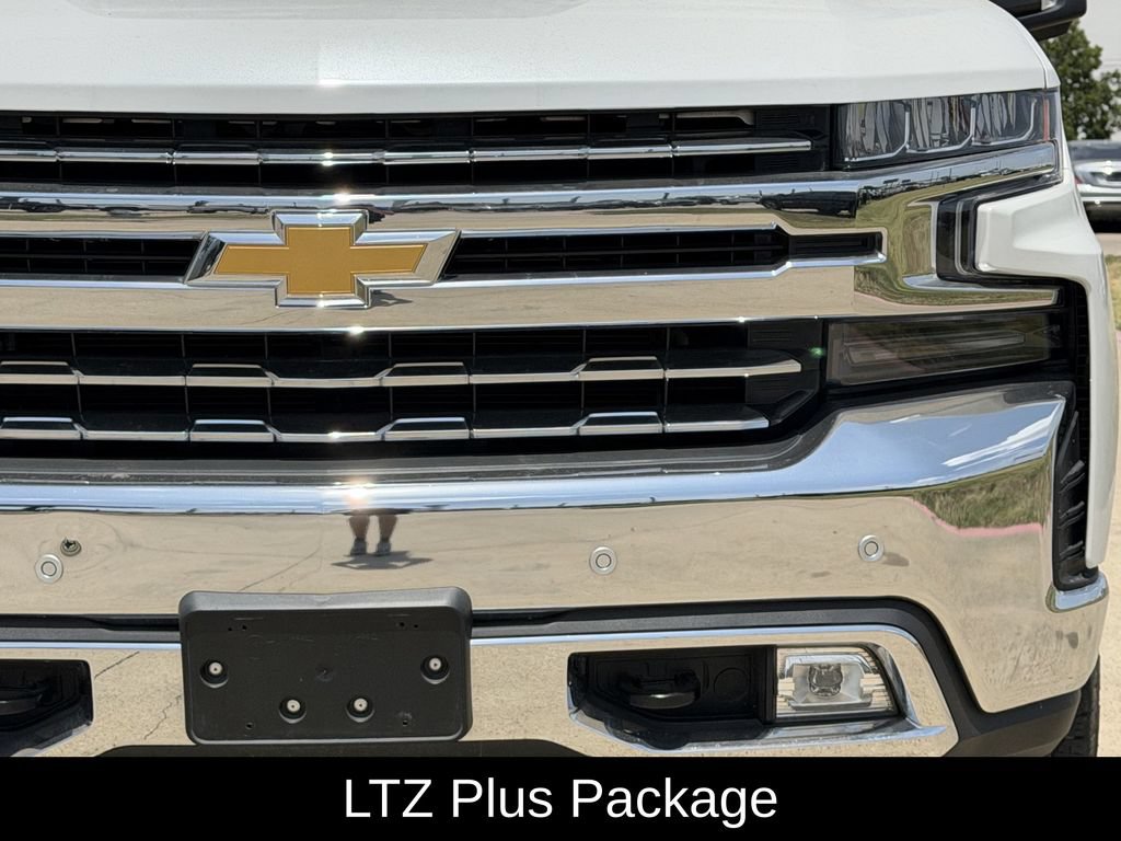 Used 2022 Chevrolet Silverado 1500 LTZ w/ LTZ Convenience Package II AWD/4WD image 4