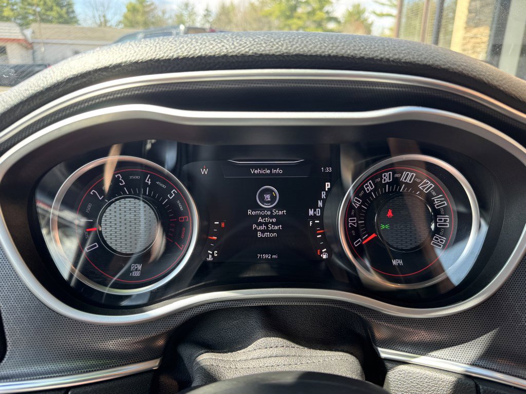 Used 2018 Dodge Challenger R/T Scat Pack w/ Leather Interior Group RWD image 13