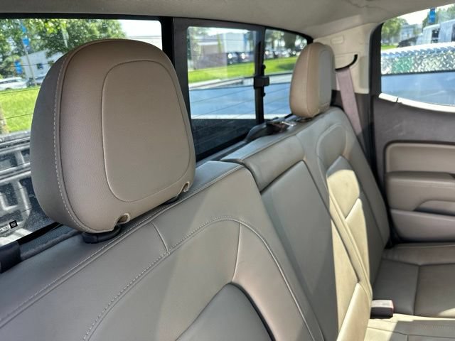 Used 2015 GMC Canyon SLT AWD/4WD image 17
