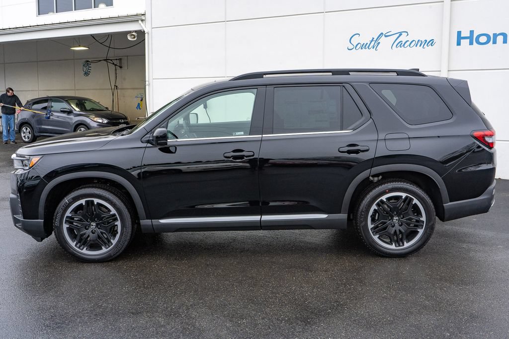 New 2026 Honda Pilot Touring image 9