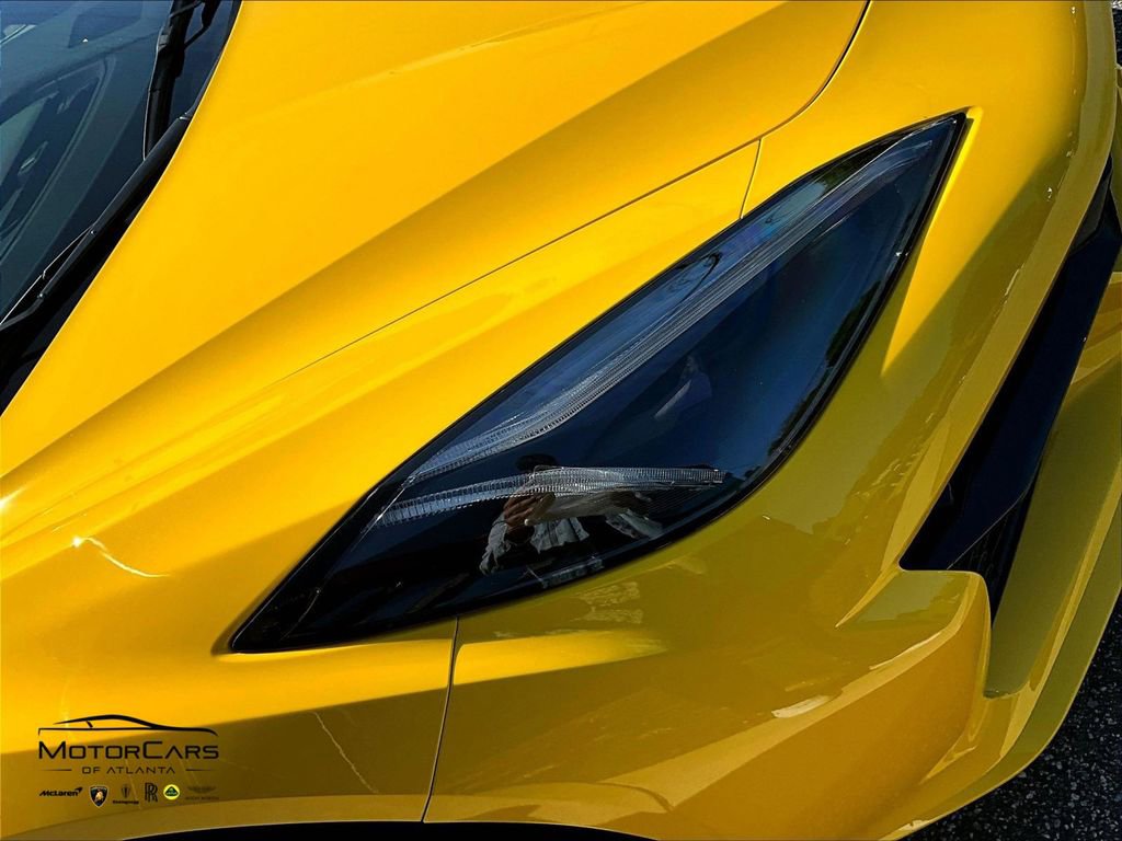 Used 2025 Chevrolet Corvette Z06 w/ Stealth Interior Trim Package RWD image 21