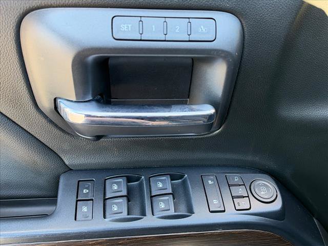 Used 2017 GMC Sierra 3500 Denali w/ Duramax Plus Package AWD/4WD image 22