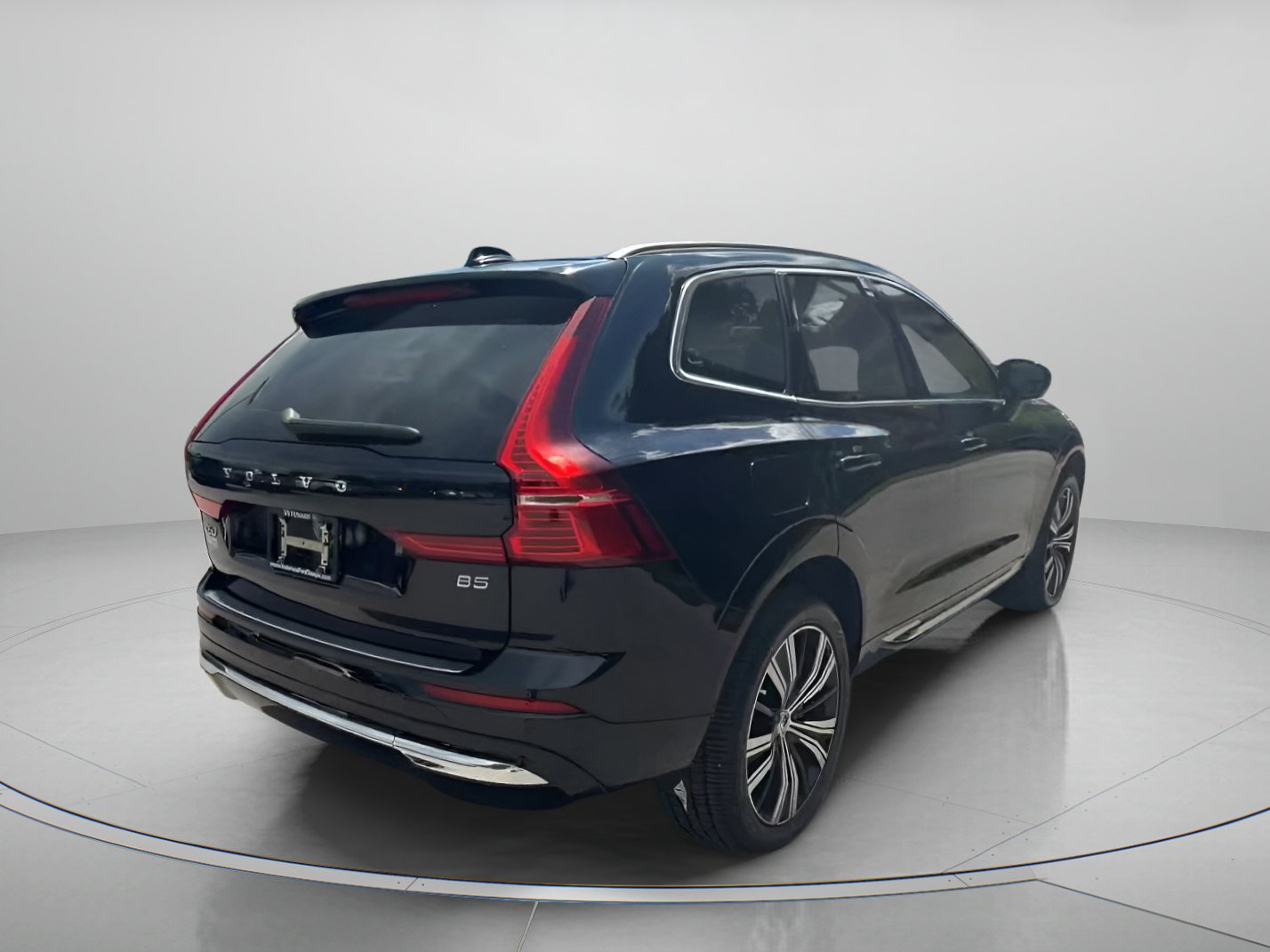 Used 2022 Volvo XC60 B5 Inscription w/ Protection Package Premier FWD image 29