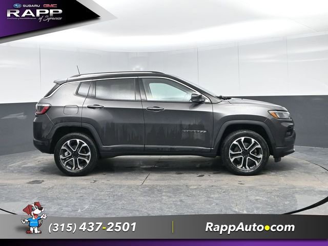 Used 2022 Jeep Compass Limited image 3