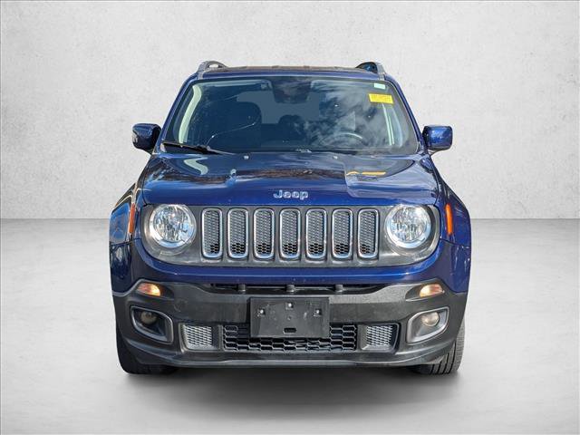 Used 2018 Jeep Renegade Latitude w/ UConnect 8.4 Nav Group video 2