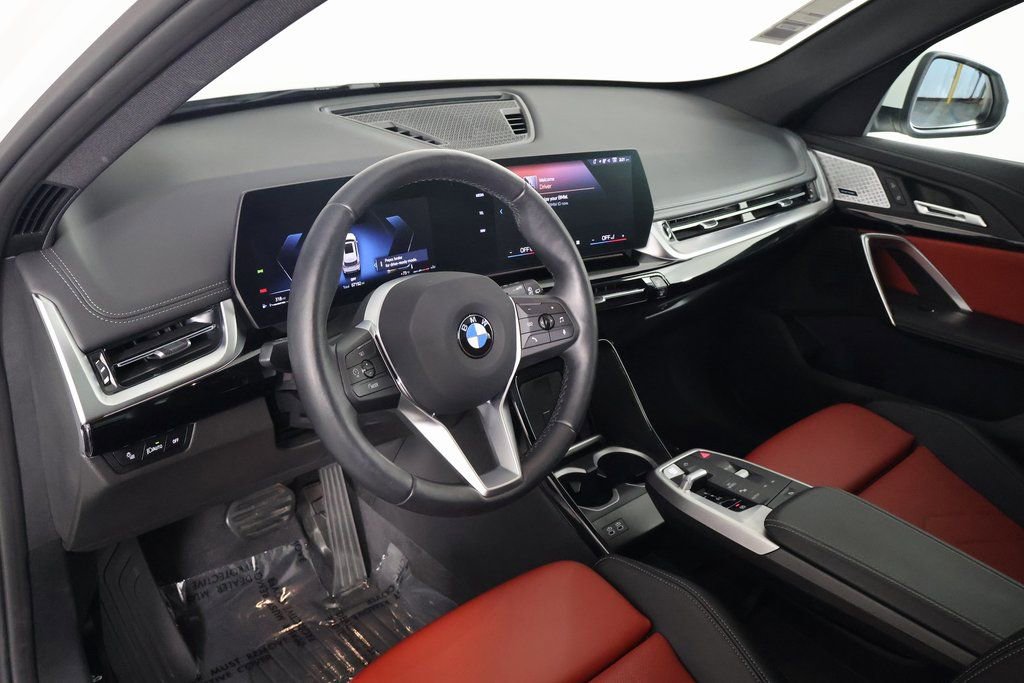 Used 2025 BMW X1 xDrive28i w/ Convenience Package image 7