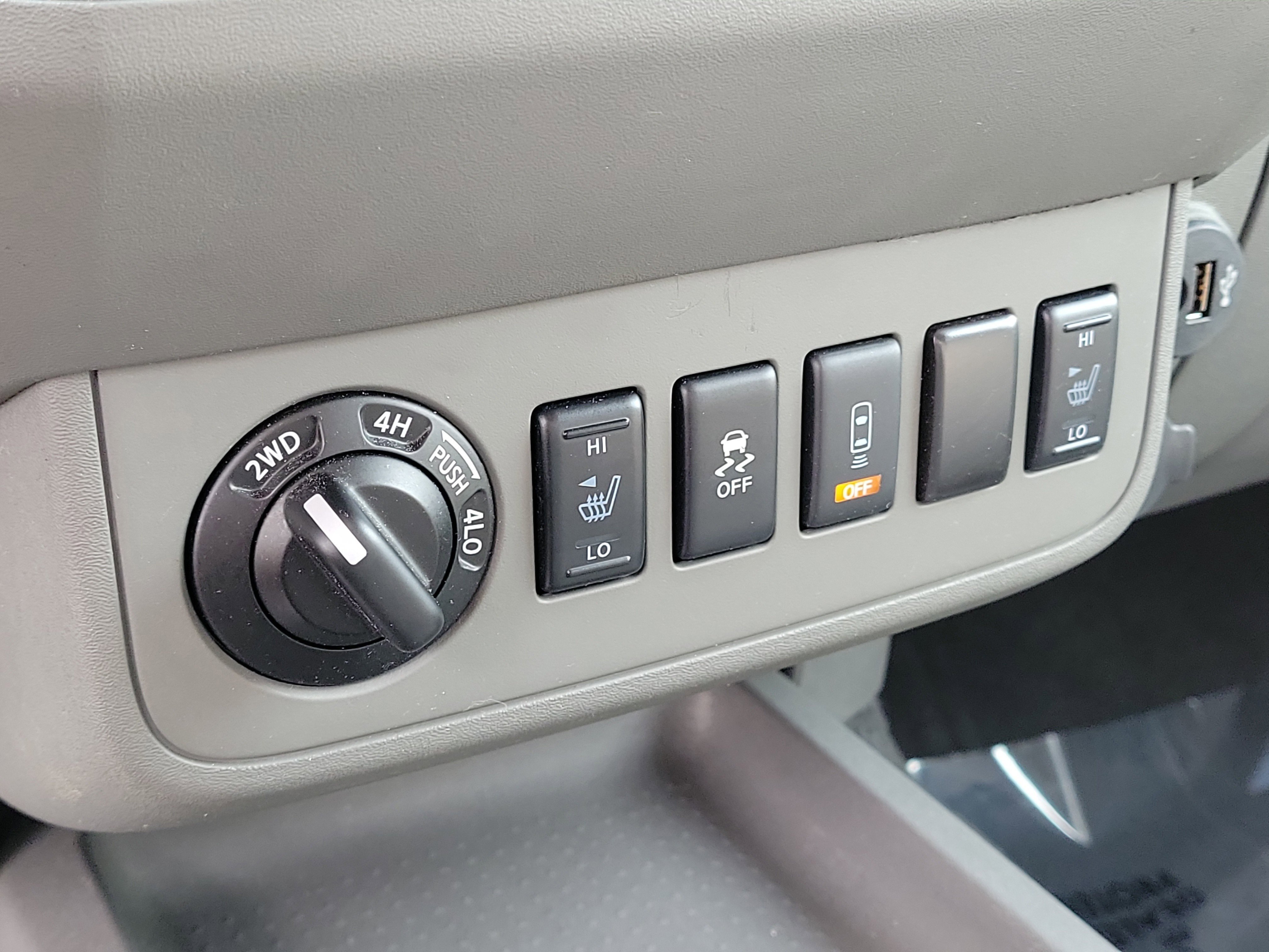 Used 2019 Nissan Frontier SV w/ Value Truck Package AWD/4WD image 23
