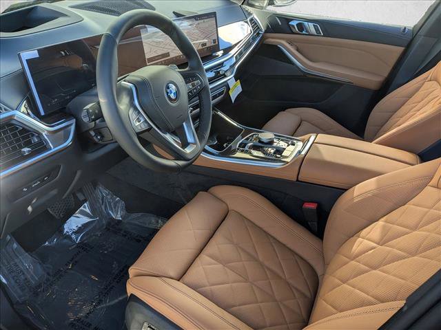 New 2026 BMW X5 xDrive50e w/ Climate Comfort Package image 3