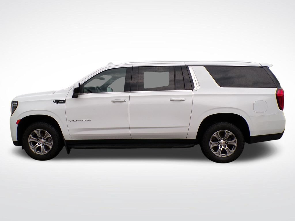 Used 2022 GMC Yukon XL SLE AWD/4WD image 2