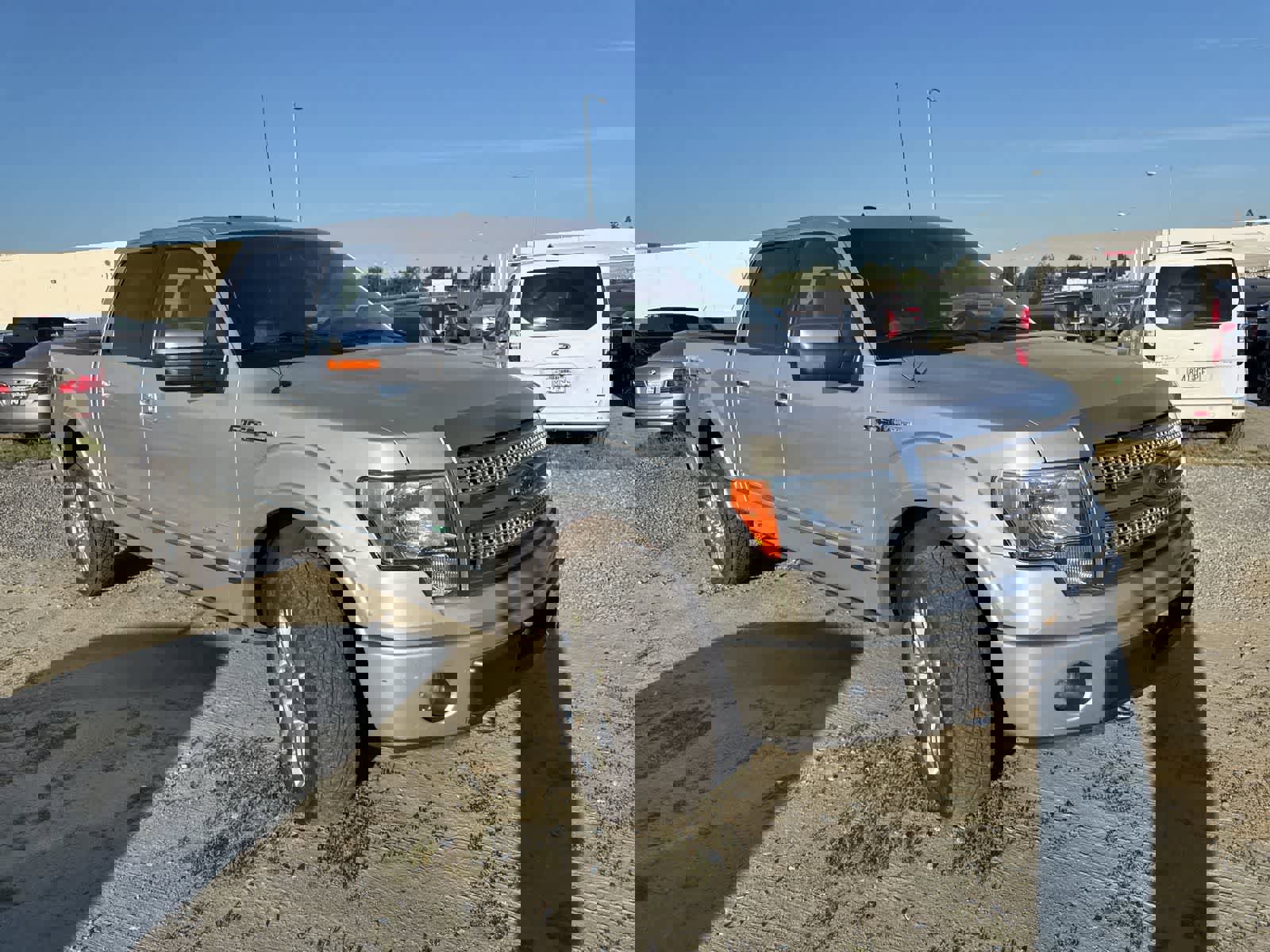 Used 2012 Ford F150 Platinum image 3