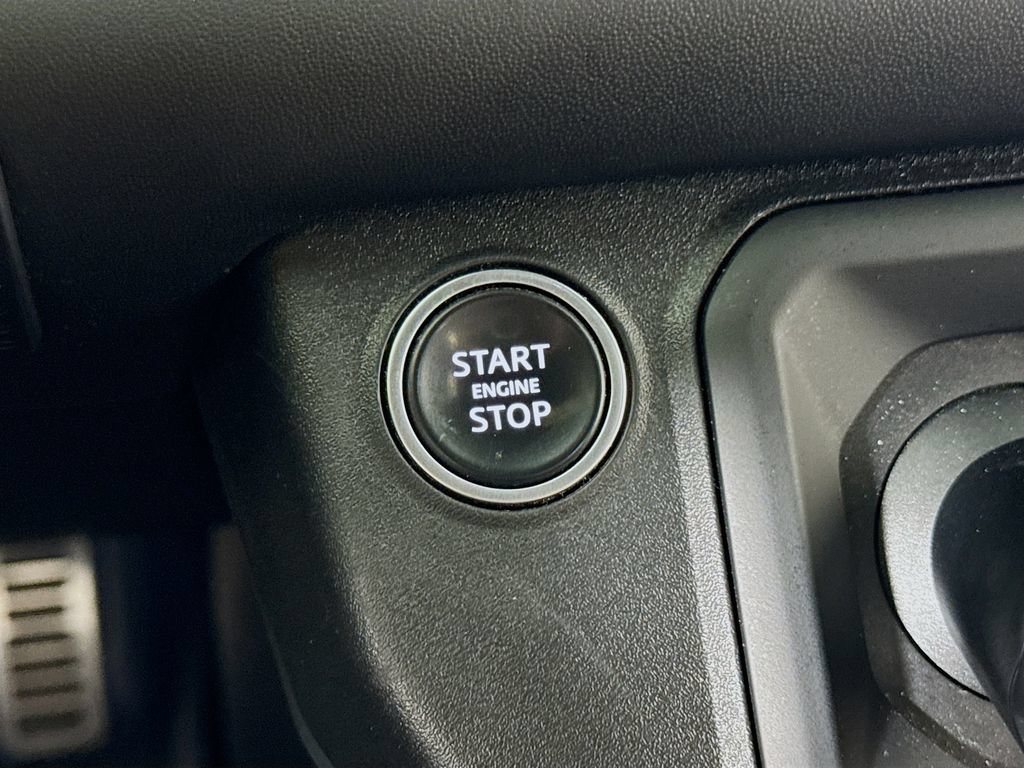 Used 2022 Land Rover Defender 110 X AWD/4WD image 32